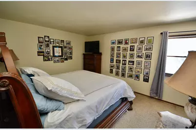 716  St. Johns Dr #718, Delafield, WI 53018 - Photo 35