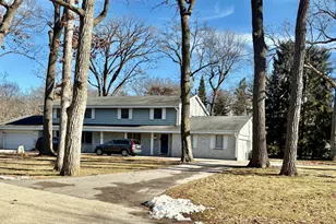 716 St Johns Dr, Delafield, WI 53018 - Photo 49