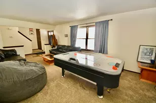 716 St Johns Dr, Delafield, WI 53018 - Photo 19