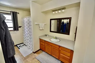 716 St Johns Dr, Delafield, WI 53018 - Photo 31