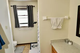 716 St Johns Dr, Delafield, WI 53018 - Photo 33