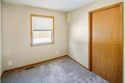 W1060  Golden Glow Rd, Bloomfield, WI 53128 - Photo 7