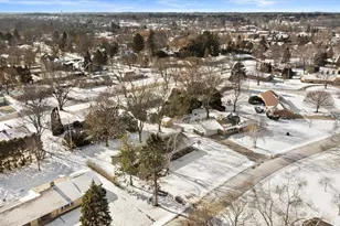 305 Sunny Ln, Thiensville, WI 53092 - Photo 41