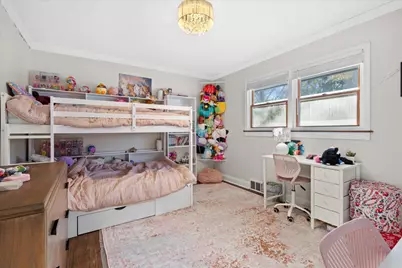 305  Sunny Ln, Thiensville, WI 53092 - Photo 21