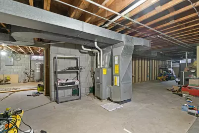 305  Sunny Ln, Thiensville, WI 53092 - Photo 31