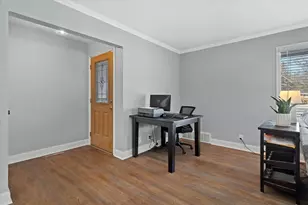 305 Sunny Ln, Thiensville, WI 53092 - Photo 11