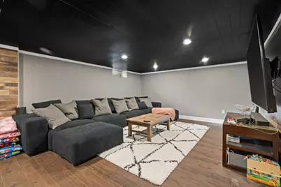 305  Sunny Ln, Thiensville, WI 53092 - Photo 29