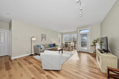 1925 N Water St #208, Milwaukee, WI 53202 - Photo 9