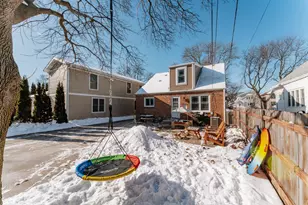 4864 N Hollywood Ave, Whitefish Bay, WI 53217 - Photo 35