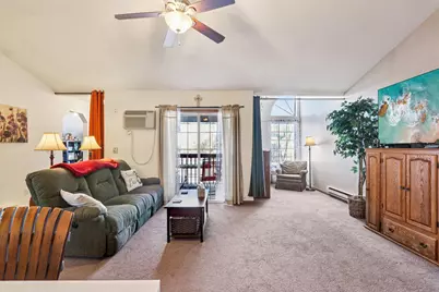 521  Lawson School Rd #8, Delavan, WI 53115 - Photo 9