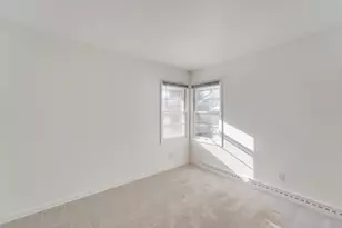 W169N8673 Sheridan Dr, Menomonee Falls, WI 53051 - Photo 11