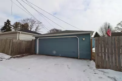 1622  Cleveland Ave, Racine, WI 53405 - Photo 13