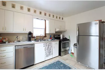 1622  Cleveland Ave, Racine, WI 53405 - Photo 3