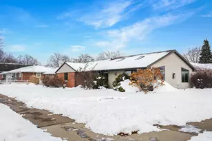 1735 S Oneida St, Green Bay, WI 54304 - Photo 29