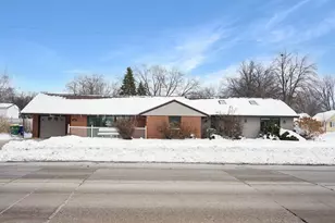 1735 S Oneida St, Green Bay, WI 54304 - Photo 1