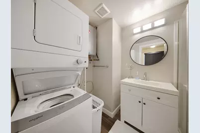 1735 S Oneida St, Green Bay, WI 54304 - Photo 21