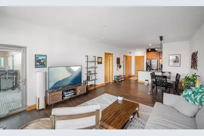 1550 E Royall Pl #511, Milwaukee, WI 53202 - Photo 7