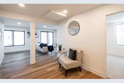 12500 W Scarborough Dr, New Berlin, WI 53151 - Photo 15