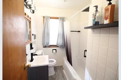 4034 N 63rd St, Milwaukee, WI 53216 - Photo 15