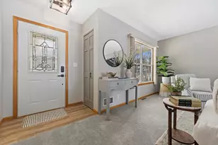 6322 Newcastle Ln, Racine, WI 53402 - Photo 3