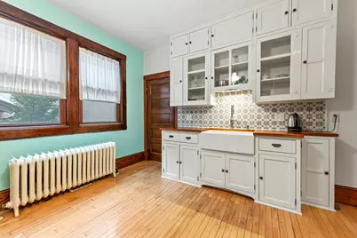 2410 E Stratford Ct, Shorewood, WI 53211 - Photo 21