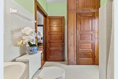 2410 E Stratford Ct, Shorewood, WI 53211 - Photo 45