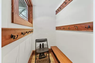 2410 E Stratford Ct, Shorewood, WI 53211 - Photo 51