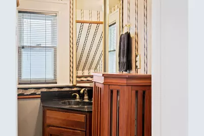 141  13th St, La Crosse, WI 54601 - Photo 39