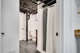 141 13th St, La Crosse, WI 54601 - Photo 31