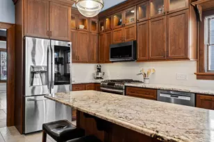 141 13th St, La Crosse, WI 54601 - Photo 15