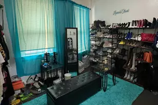 2928 W Jueanu Ave, Milwaukee, WI 53208 - Photo 21