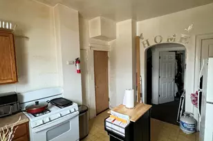 2928 W Jueanu Ave, Milwaukee, WI 53208 - Photo 11