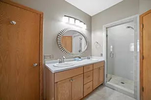 4007 W Cypress Ln, Franklin, WI 53132 - Photo 21