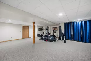 4007 W Cypress Ln, Franklin, WI 53132 - Photo 35