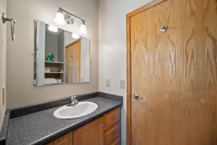 4007 W Cypress Ln, Franklin, WI 53132 - Photo 29