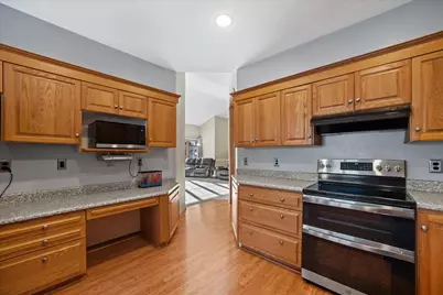 4007 W Cypress Ln #53132, Franklin, WI 53132 - Photo 13