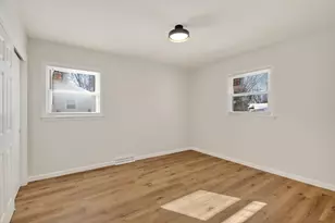 N95W17325 Shady Ln, Menomonee Falls, WI 53051 - Photo 17