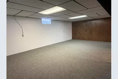 2730 E Armour Ave, Saint Francis, WI 53235 - Photo 17