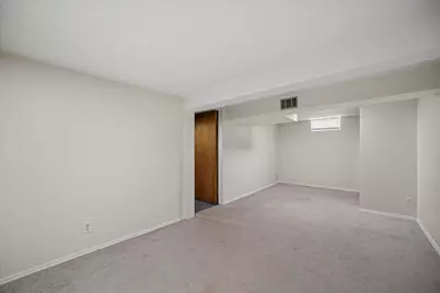 338 E Norwich St, Milwaukee, WI 53207 - Photo 29