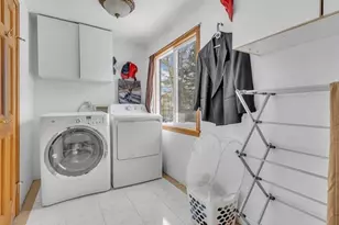 1813 Washington Ave, Sheboygan, WI 53081 - Photo 7