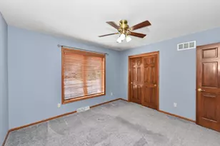 215 Endfield Cir, Waukesha, WI 53186 - Photo 19