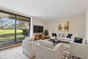 8617 N Servite Dr, Milwaukee, WI 53223 - Photo 11