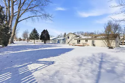 2861  Montclair Pl, Oshkosh, WI 54904 - Photo 27