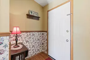 2861 Montclair Pl, Oshkosh, WI 54904 - Photo 7