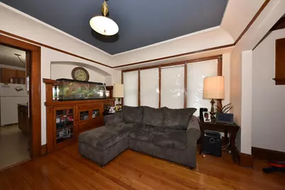 1816 S 59th St, West Allis, WI 53214 - Photo 7