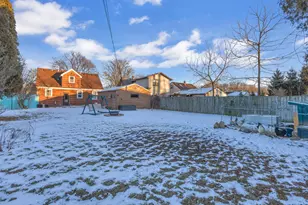 2410 S 17th St, Sheboygan, WI 53081 - Photo 19