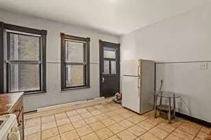 2405-2407 N Frederick Ave, Milwaukee, WI 53211 - Photo 9