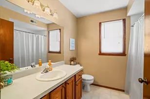 8608 Camelot Trce, Sturtevant, WI 53177 - Photo 17