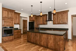 5125 Roamn Way, Addison, WI 53027 - Photo 13