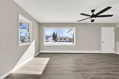 3124  Windsor Dr, Racine, WI 53404 - Photo 9